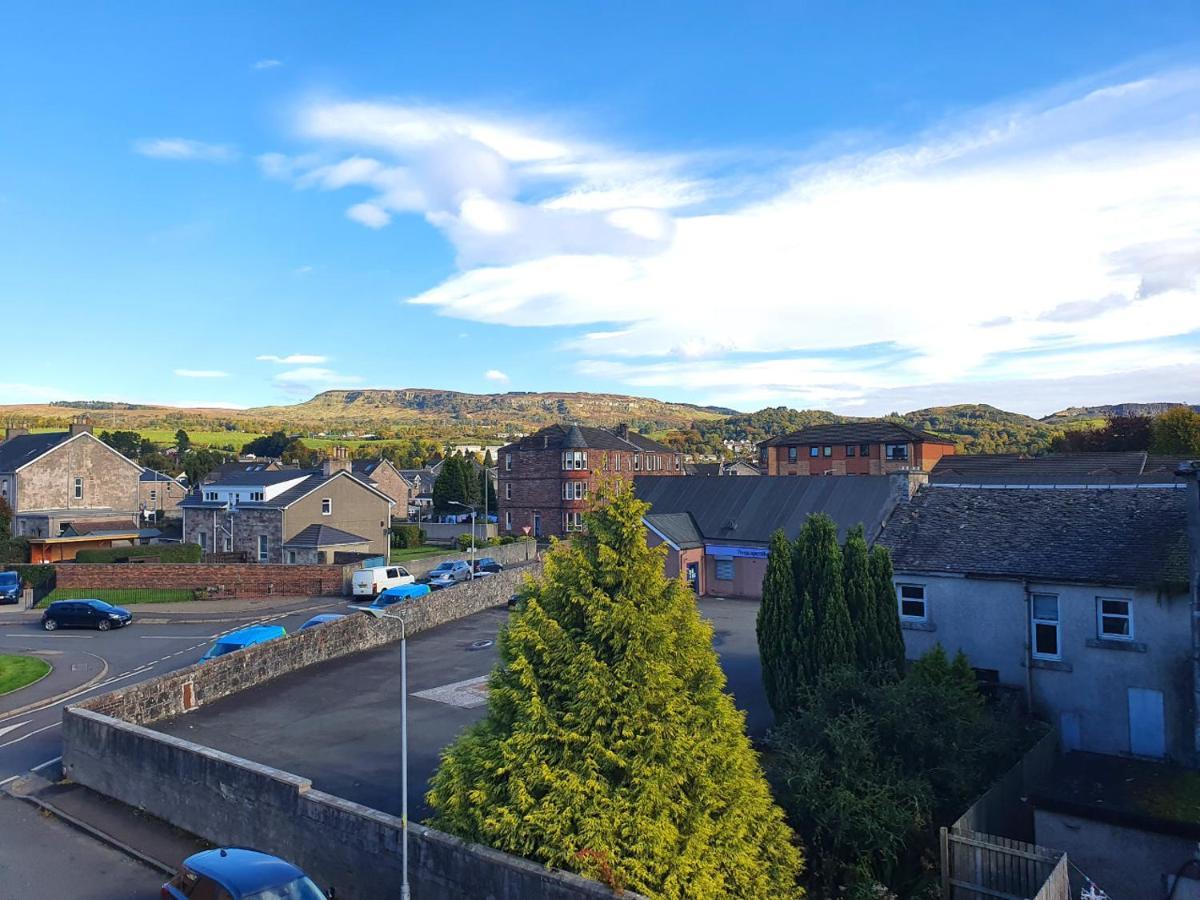 Dumbarton Hillview Apartment Bagian luar foto