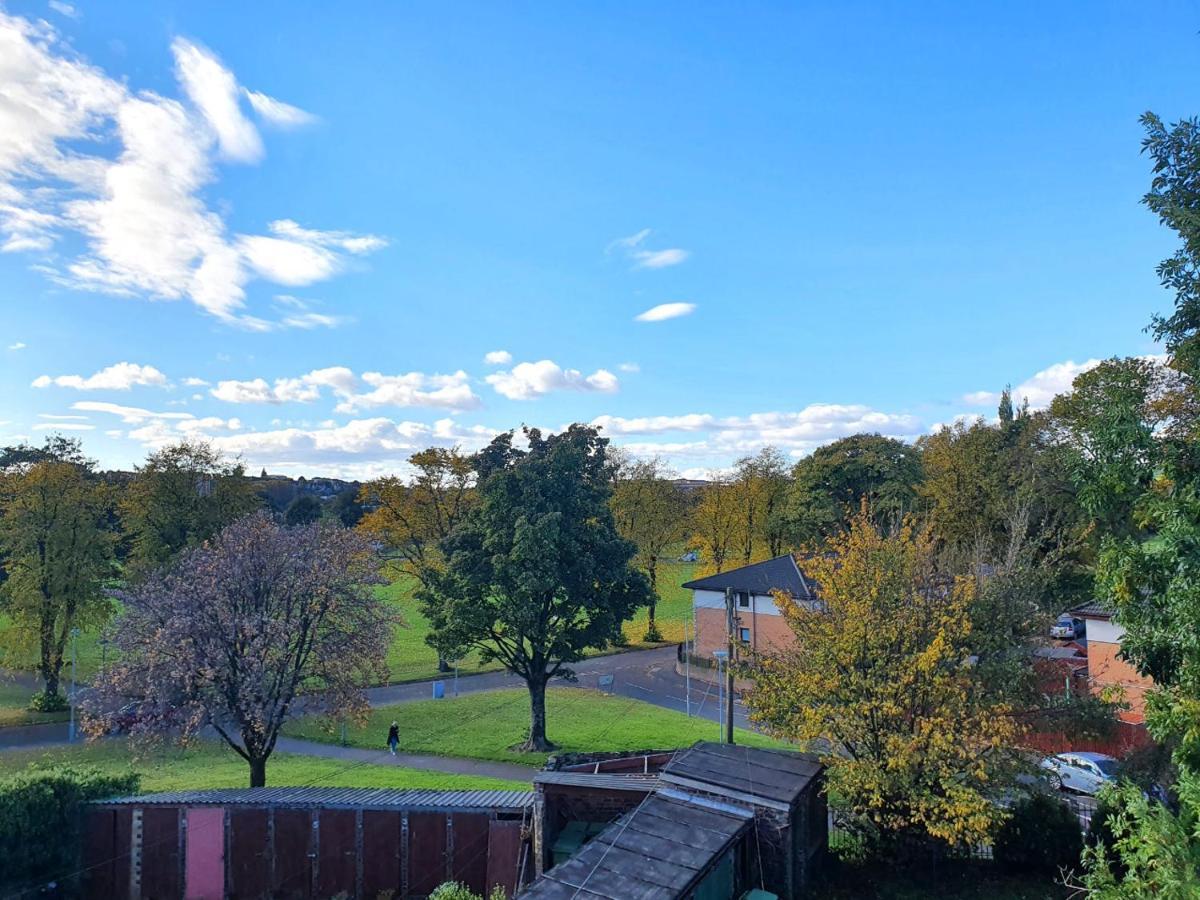 Dumbarton Hillview Apartment Bagian luar foto